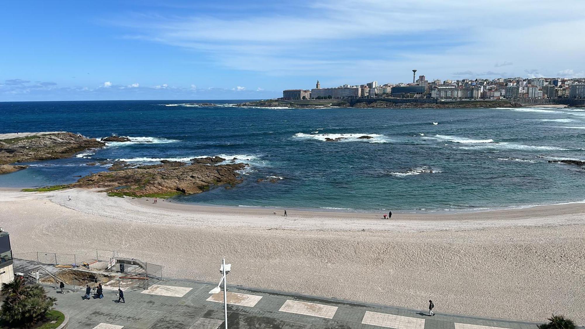 شقة Piso Con Vistas A La Playa De Riazor آكورونيا المظهر الخارجي الصورة